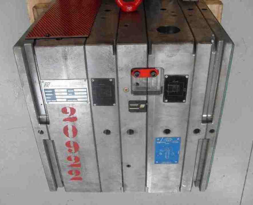 Prototype mold and partsTextile Back InjectionInjection MoldsIMD MouldsTandem / Sandwich MoldsGas-as...
